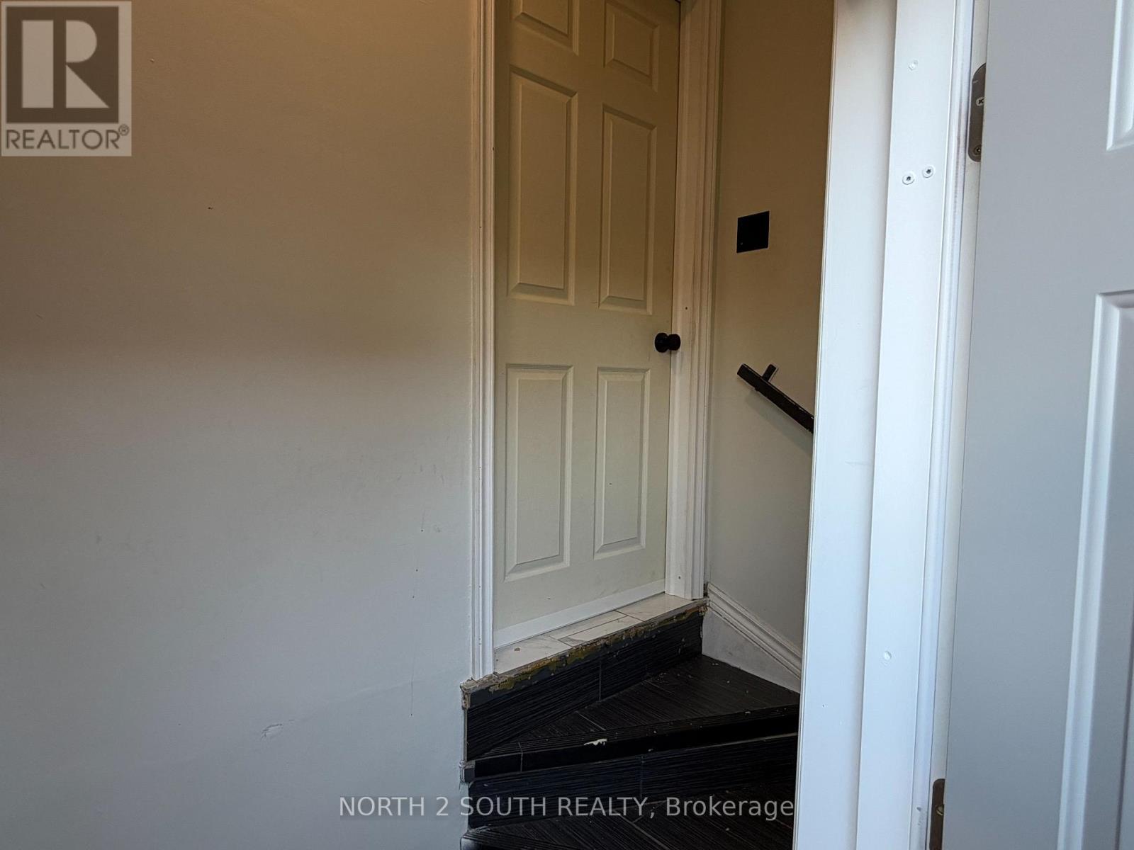 LOWER - 998 WARDEN AVENUE, Toronto (Wexford-Maryvale) — photo 4