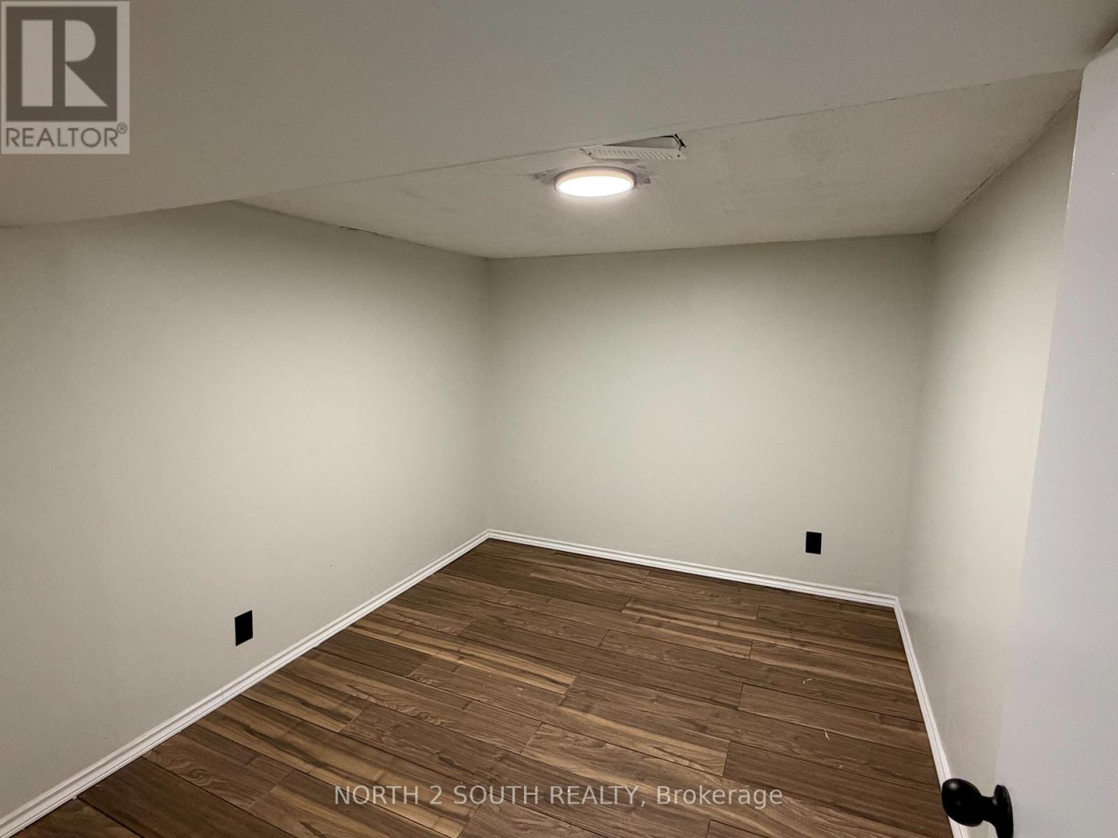 LOWER - 998 WARDEN AVENUE, Toronto (Wexford-Maryvale) — photo 9