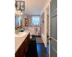 310 Main Street thumbnail 37