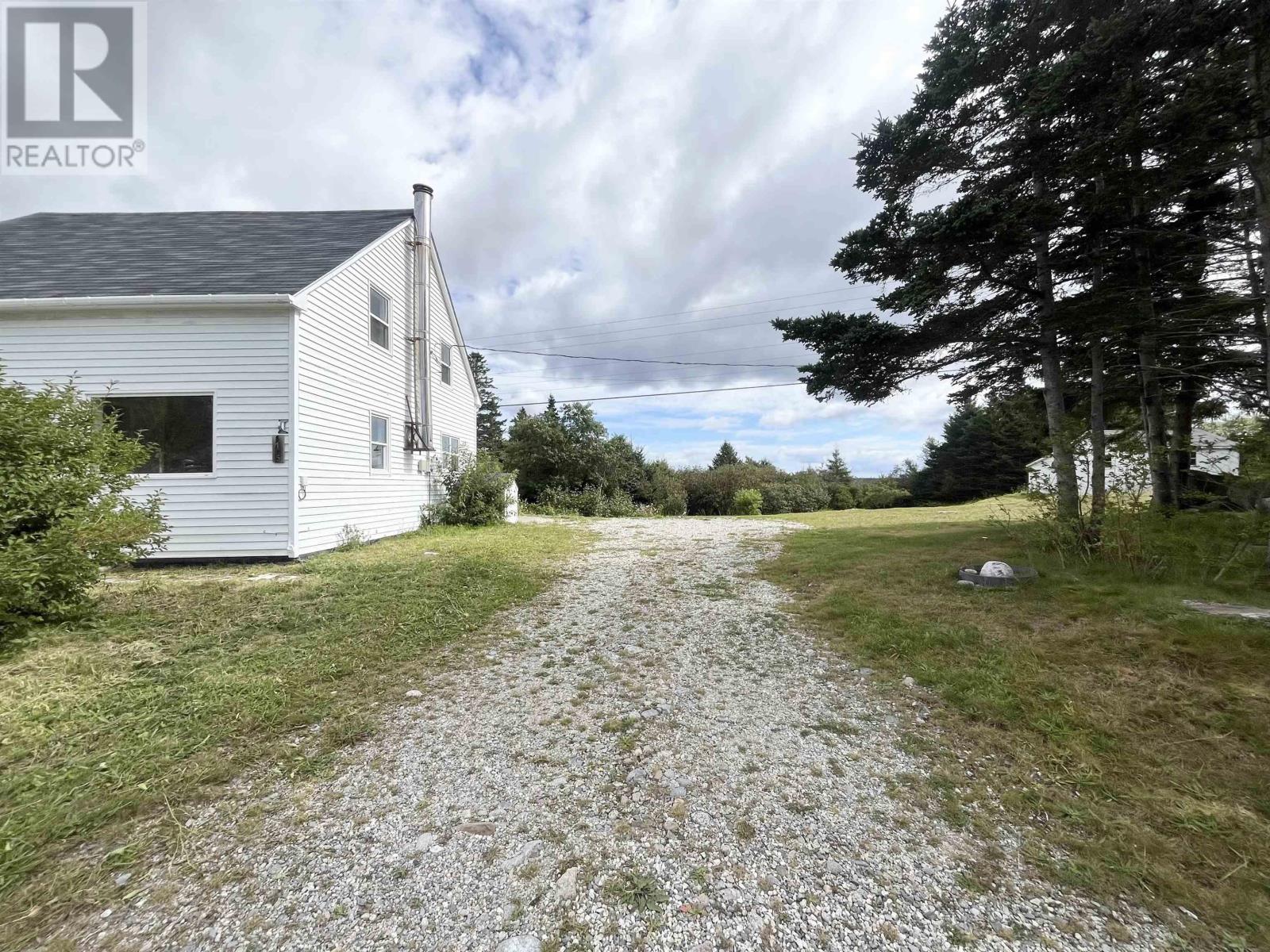2105 Port Latour Road - 29