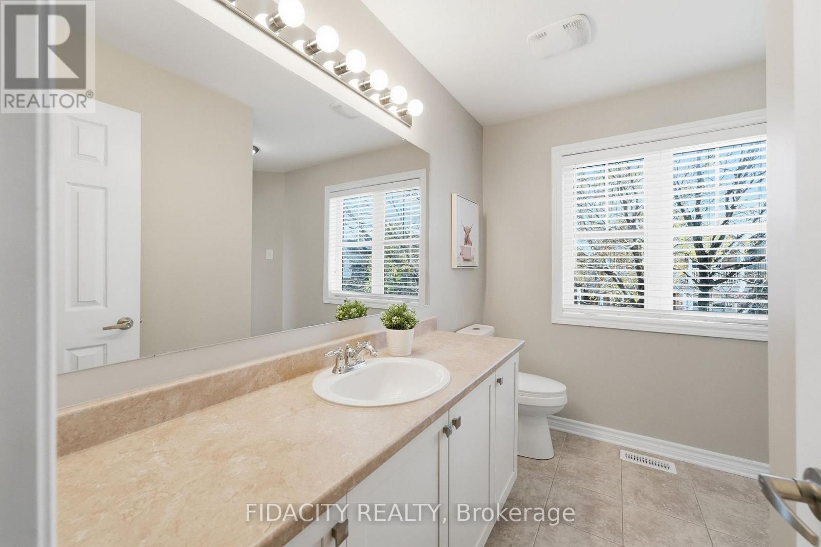206 MISTRAL WAY - 32