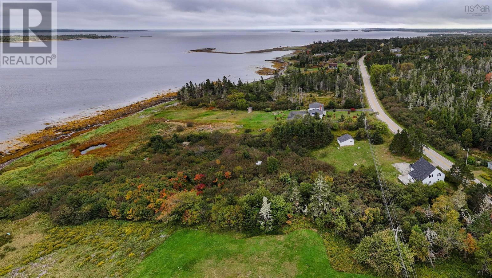 2105 Port Latour Road - 45