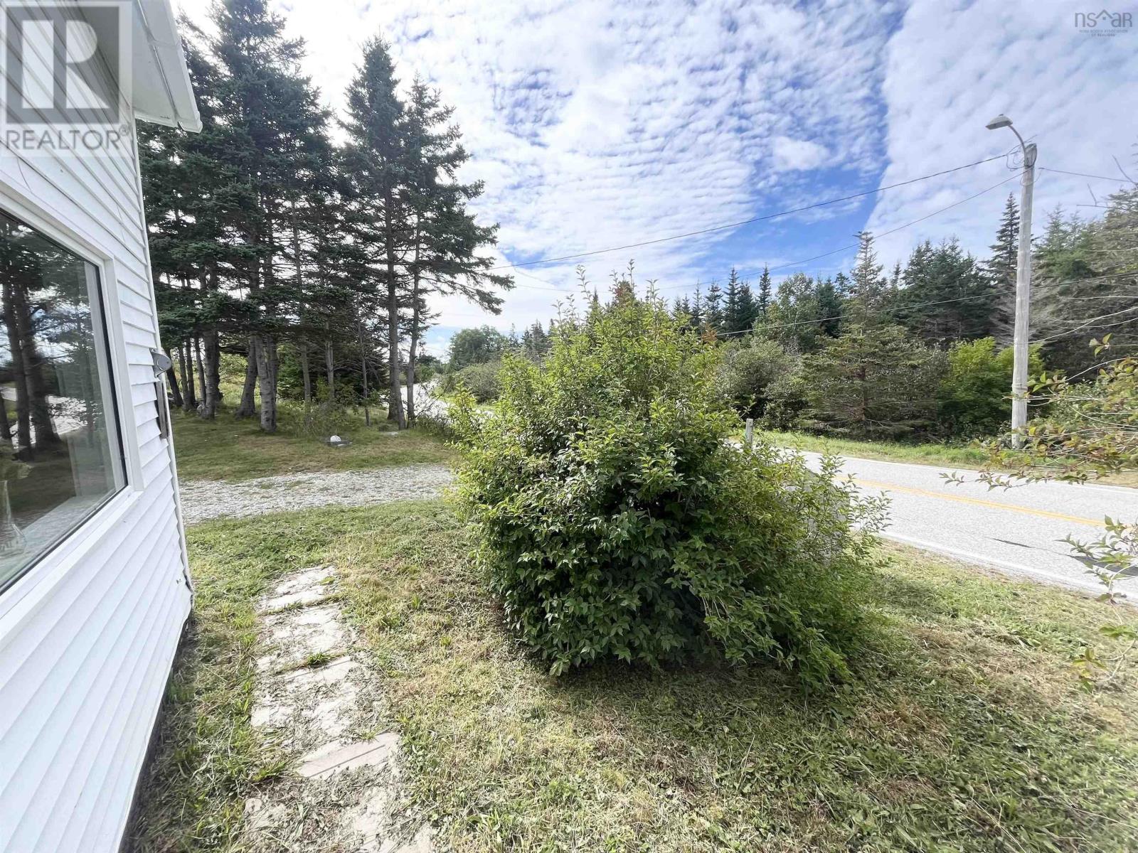 2105 Port Latour Road - 31