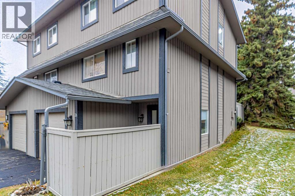 31, 27 Silver Springs Drive NW, Calgary — photo 2