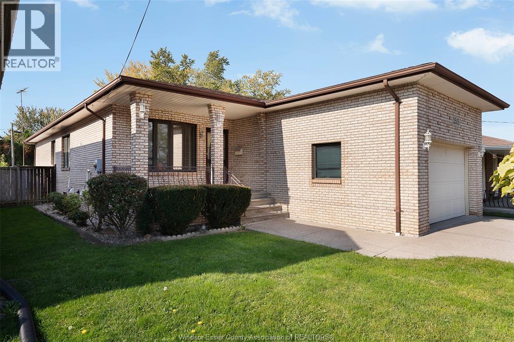 2515 CLEMENCEAU