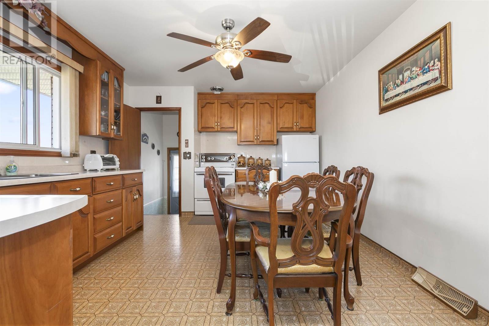 63 Murton AVE - 13