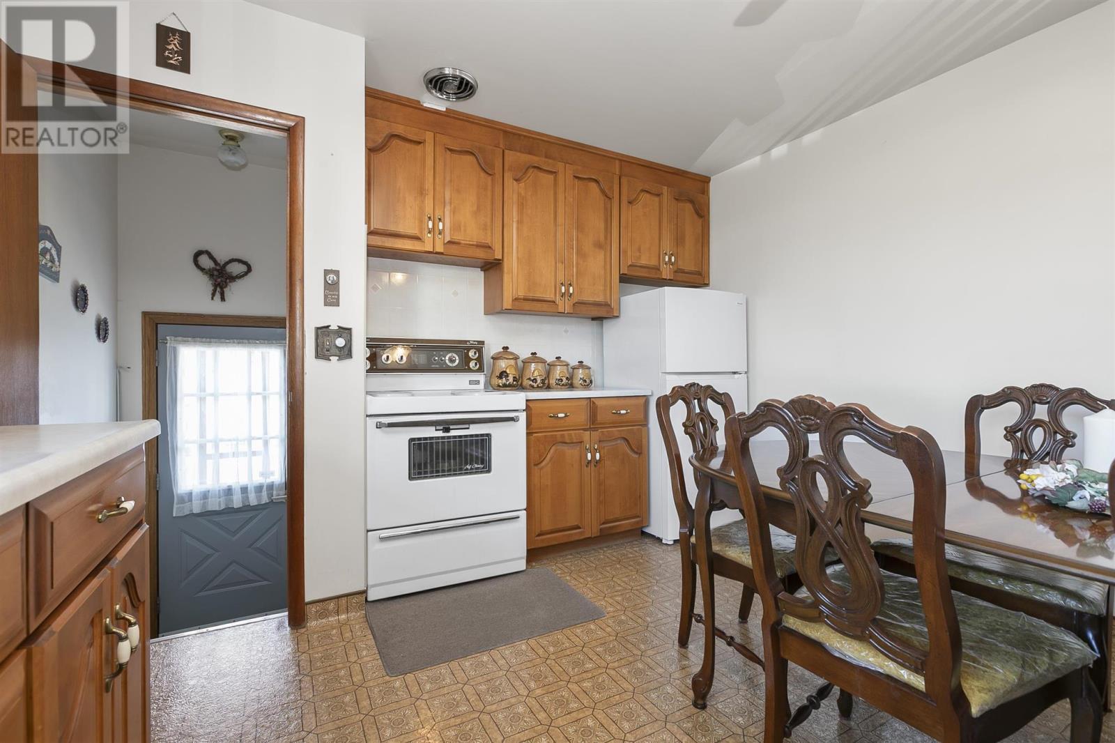 63 Murton AVE - 15
