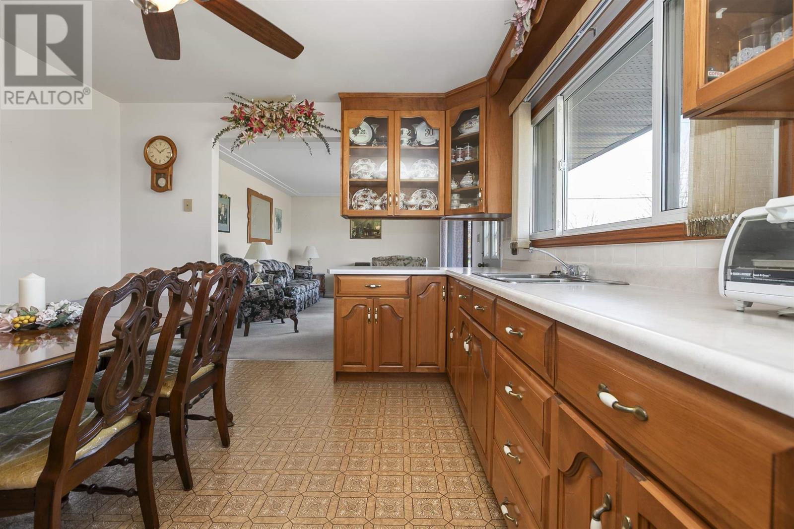 63 Murton AVE - 17