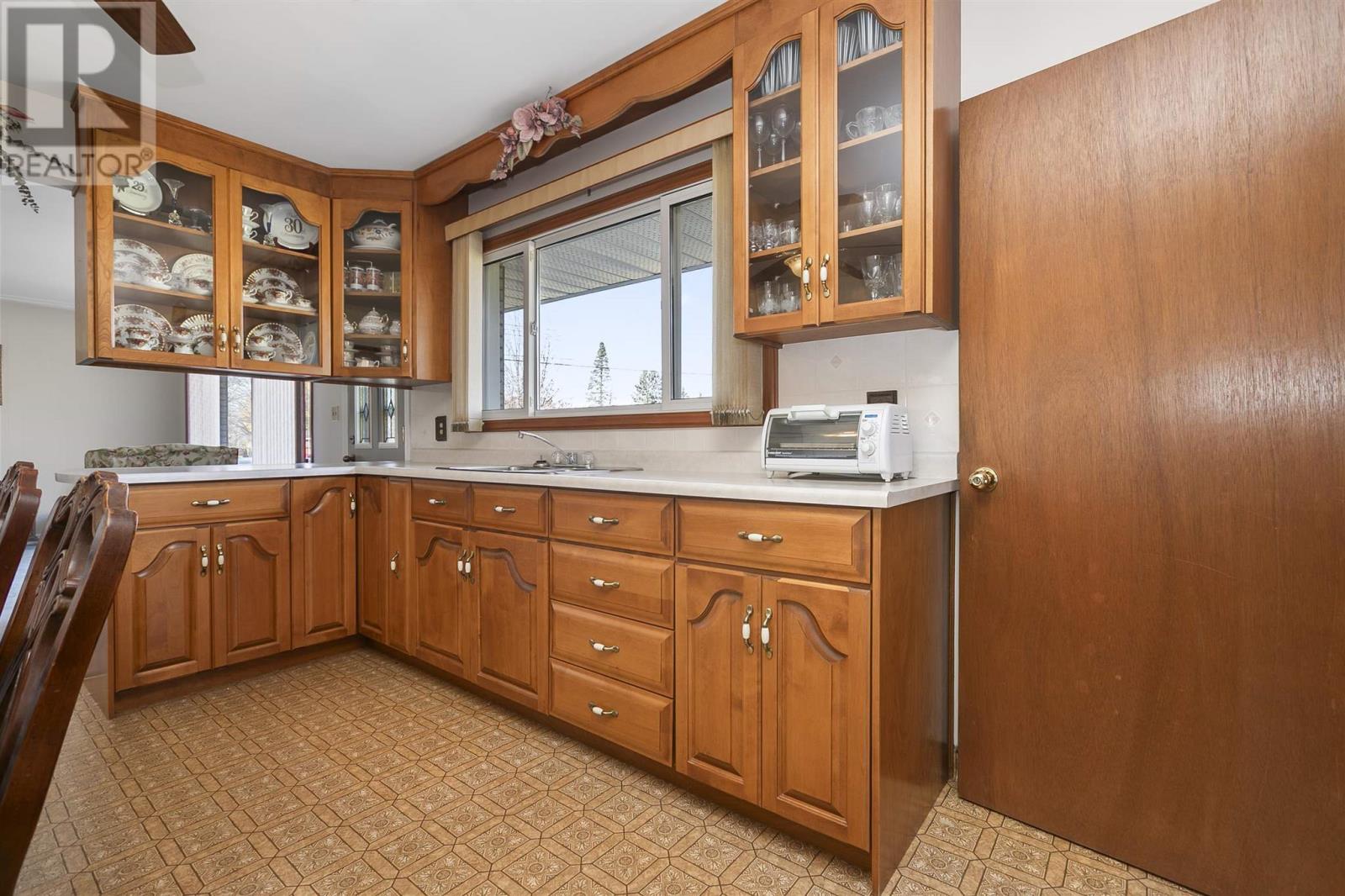 63 Murton AVE - 18