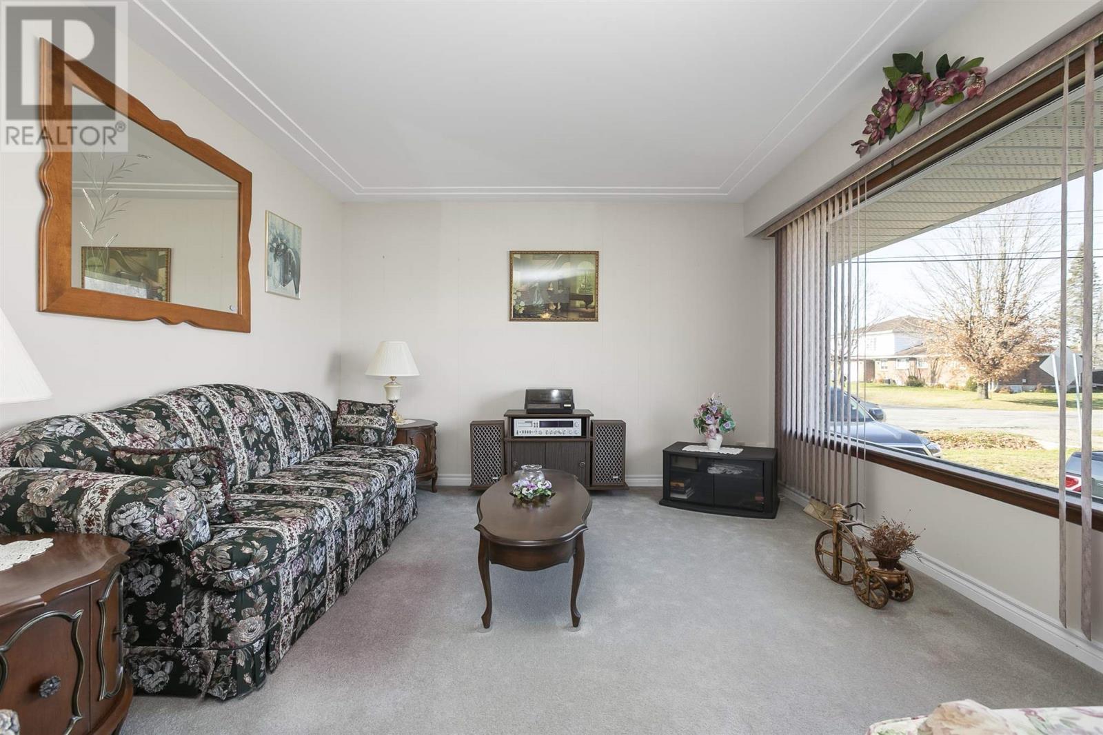 63 Murton AVE - 21