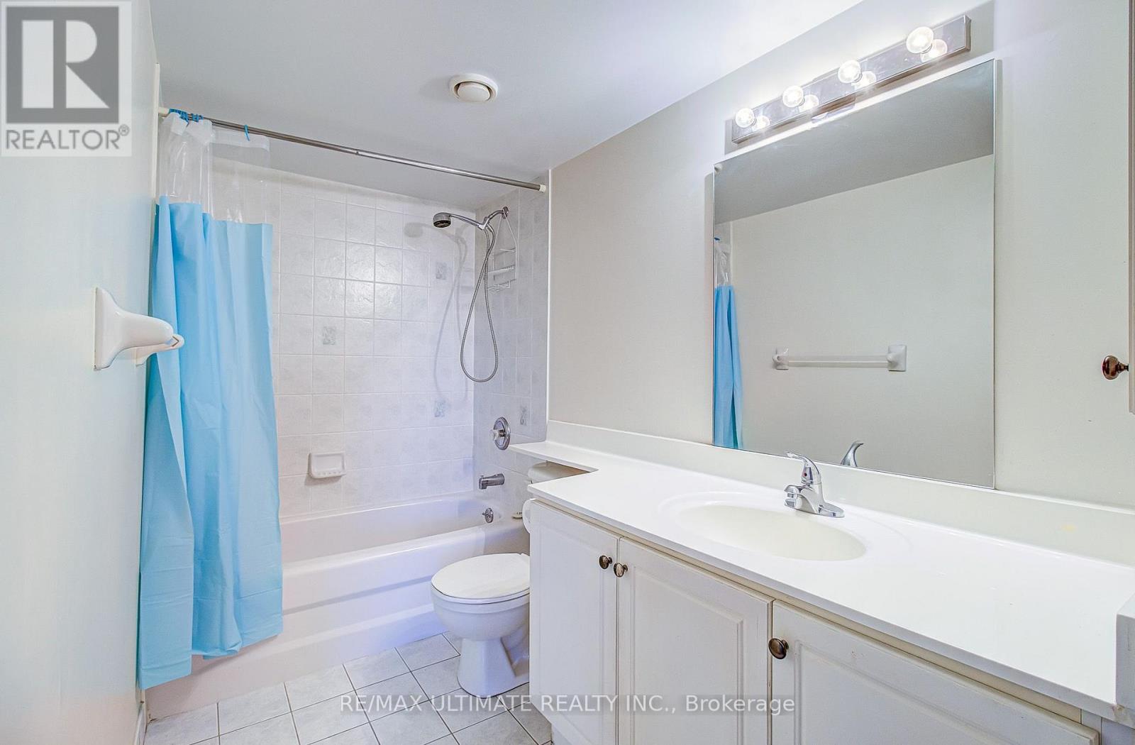 #525 1700 EGLINTON AVENUE E - 18