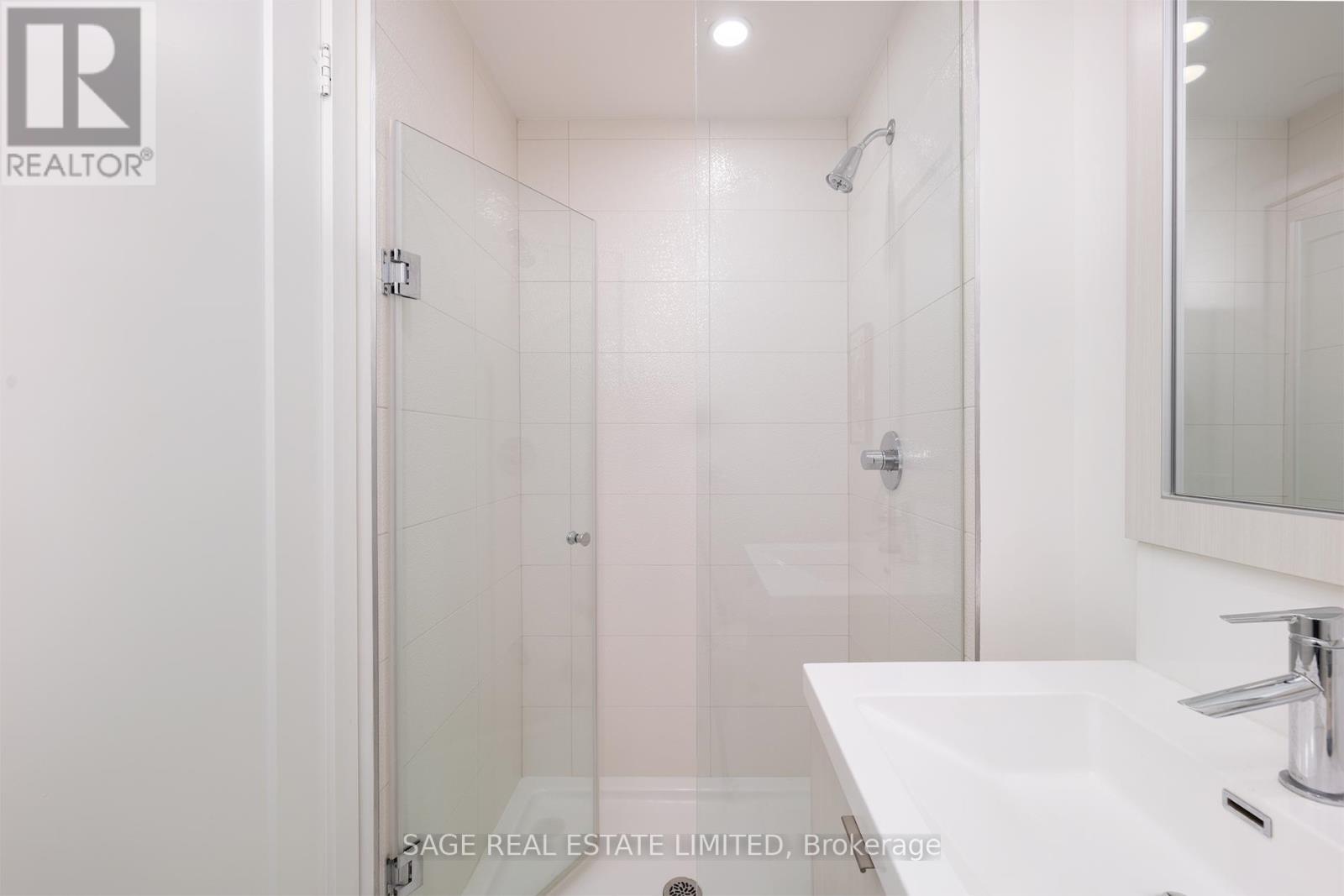 #723 38 CAMERON STREET - 13