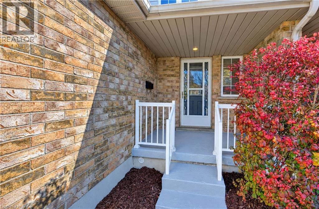 61 CHESTERTON Lane — photo 2