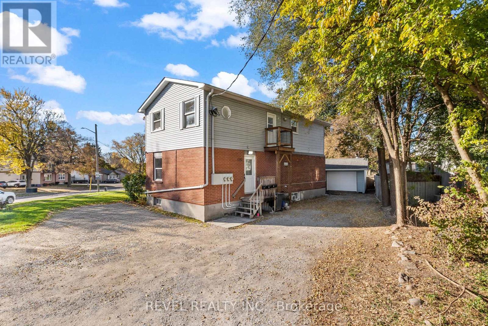 Unit 2- 1100 Simcoe Street South, Oshawa, ON