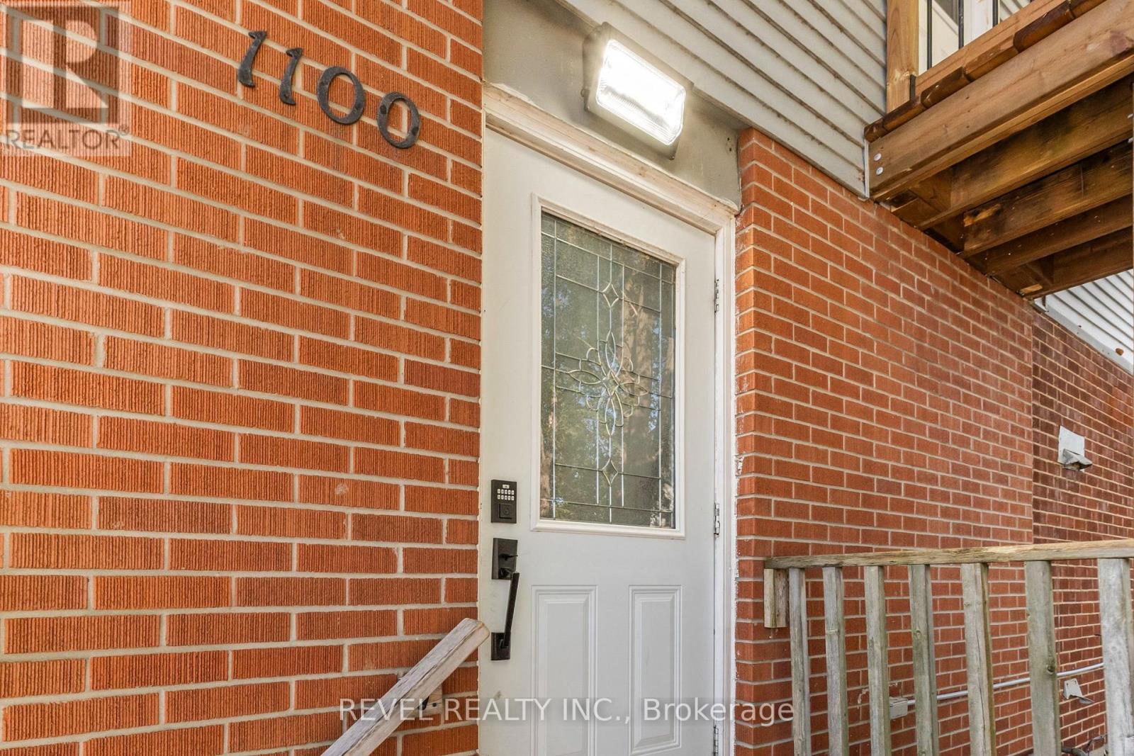 Unit 2- 1100 Simcoe Street South, Oshawa, ON photo 5