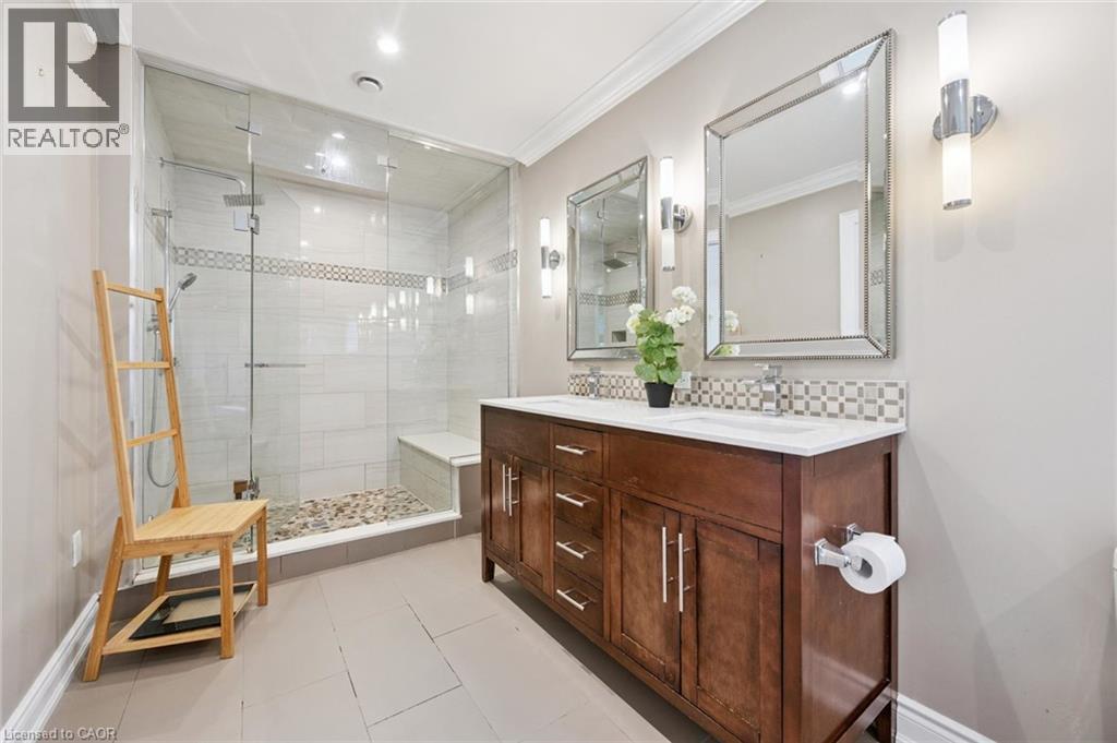 3092 SHANNON Crescent - 23