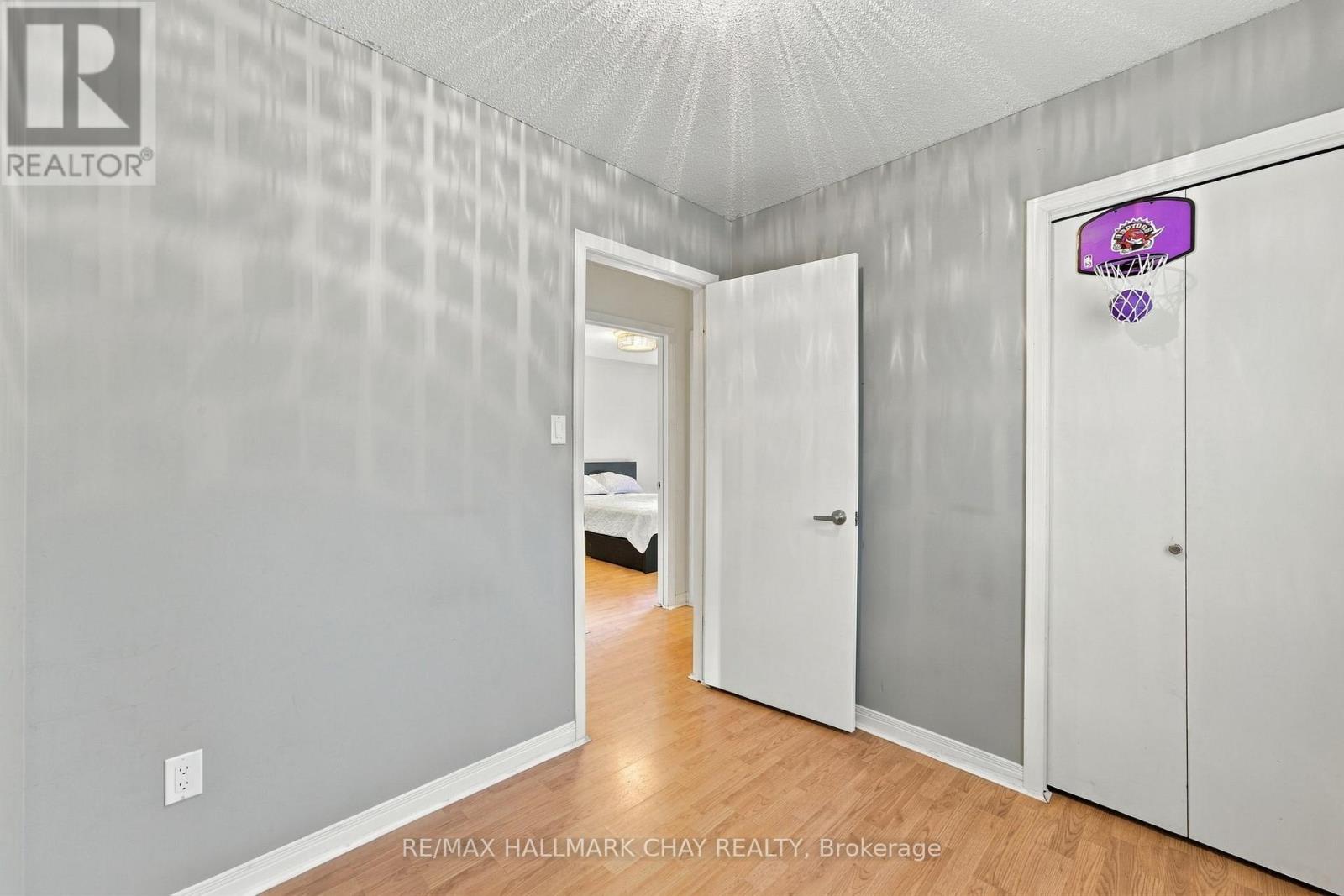 61 Turner Court, Bradford West Gwillimbury photo 17