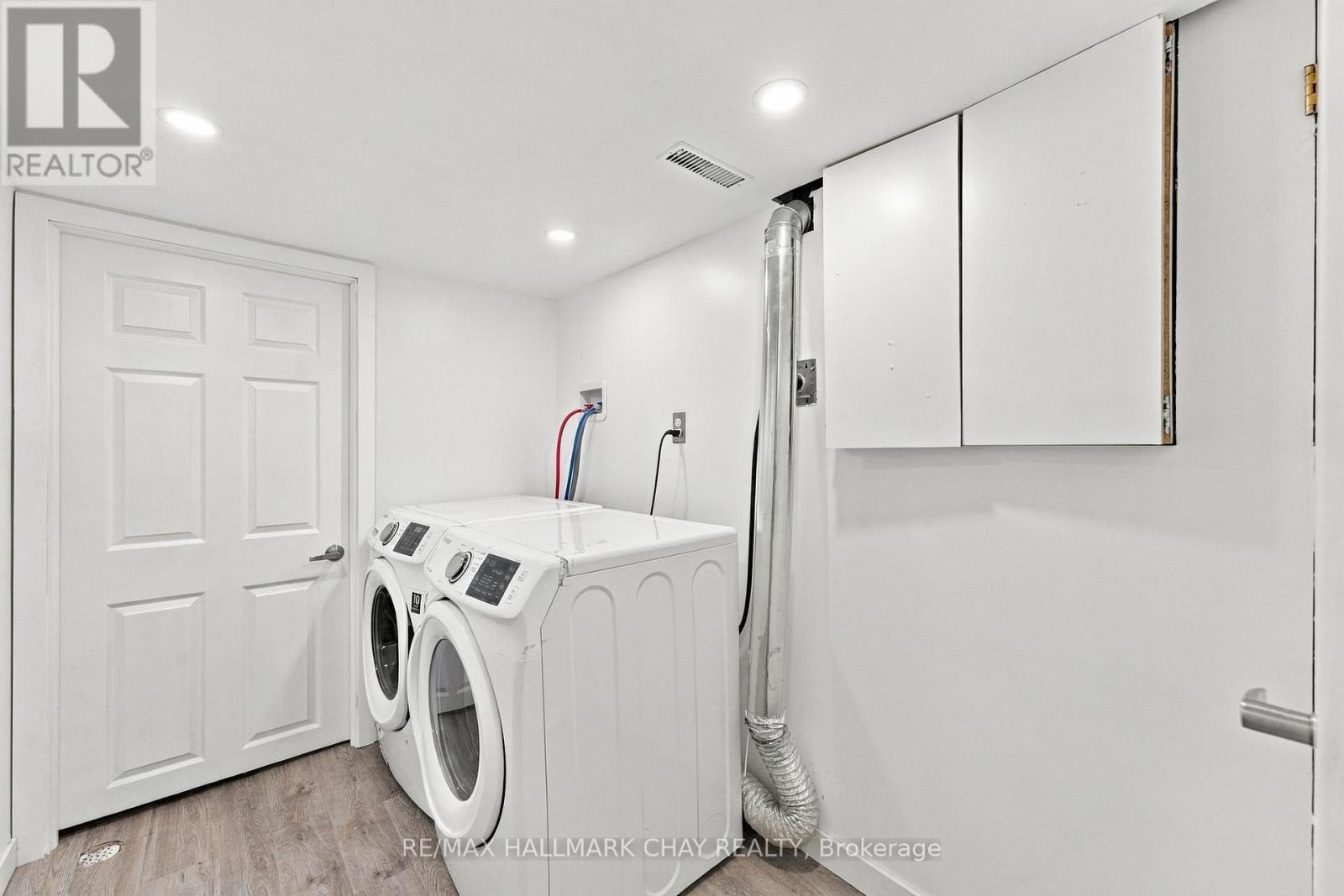61 Turner Court, Bradford West Gwillimbury photo 20