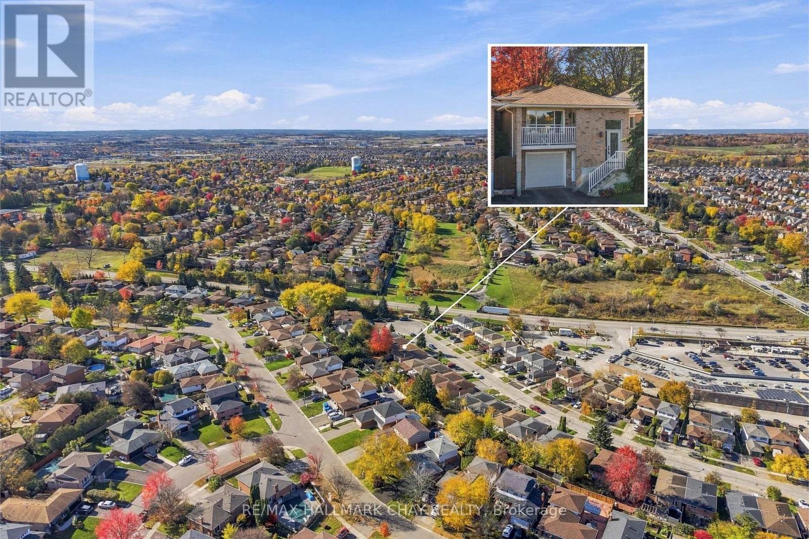 61 Turner Court, Bradford West Gwillimbury photo 3