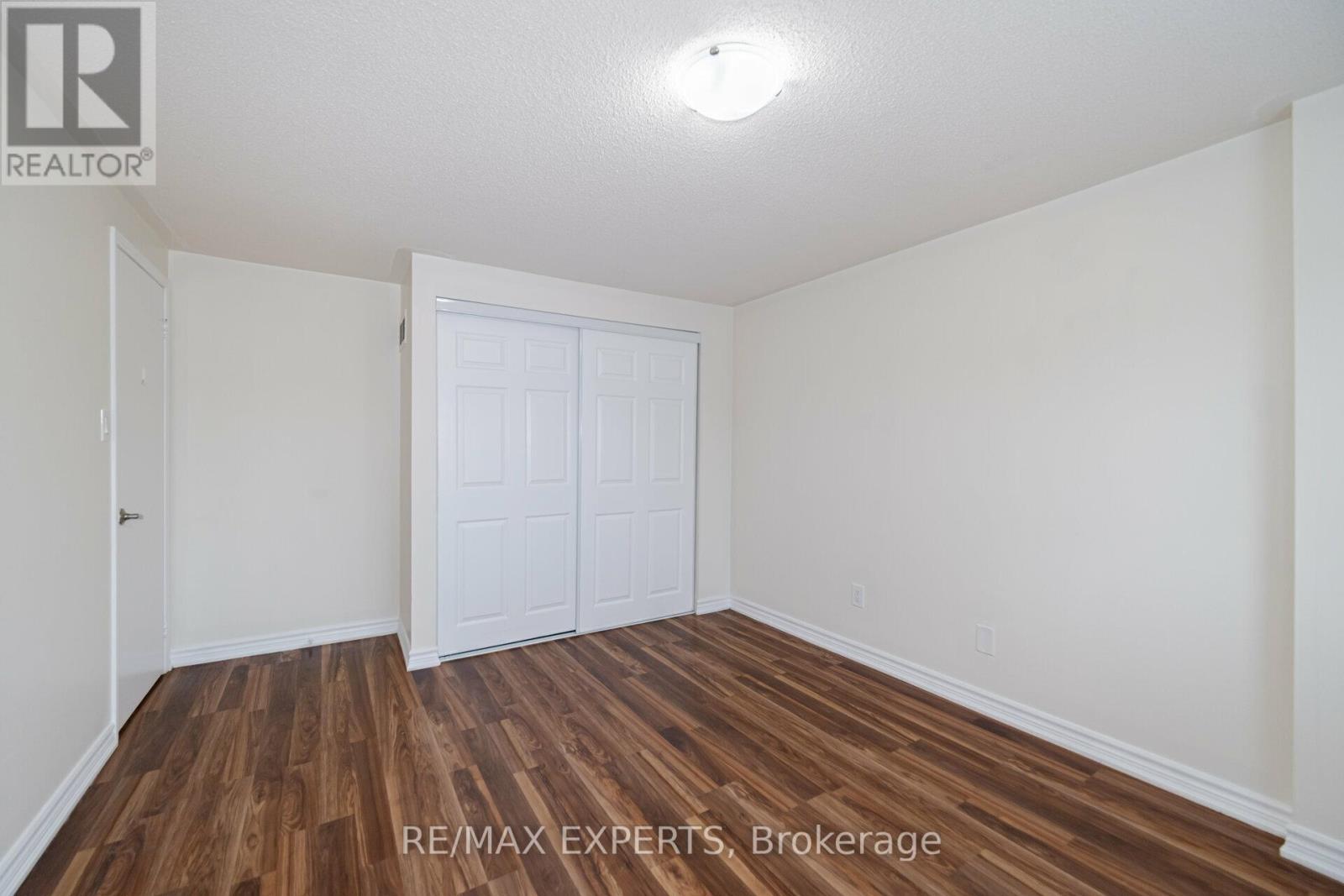 42 Quance Street, Barrie photo 32