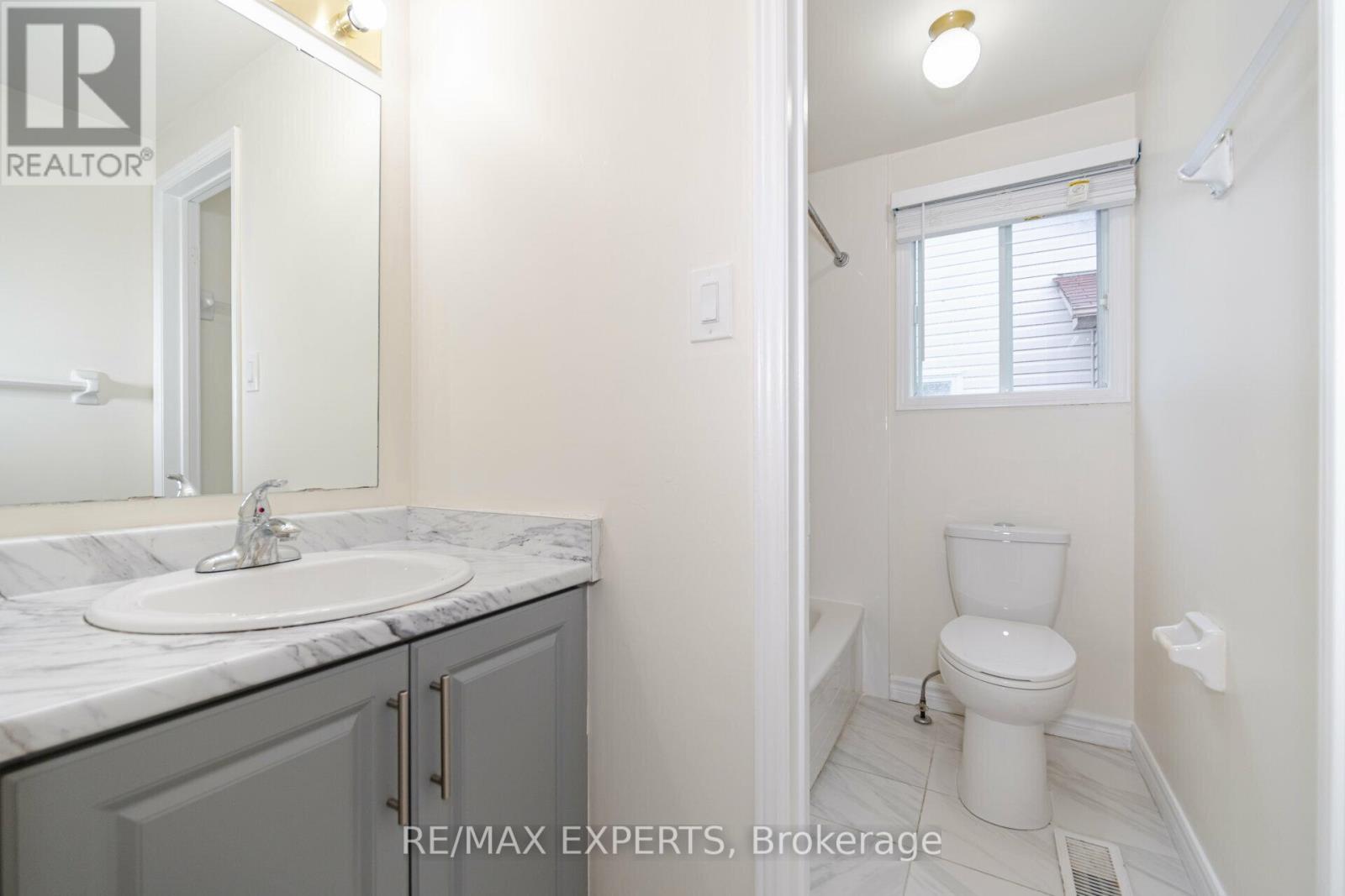 42 Quance Street, Barrie photo 33