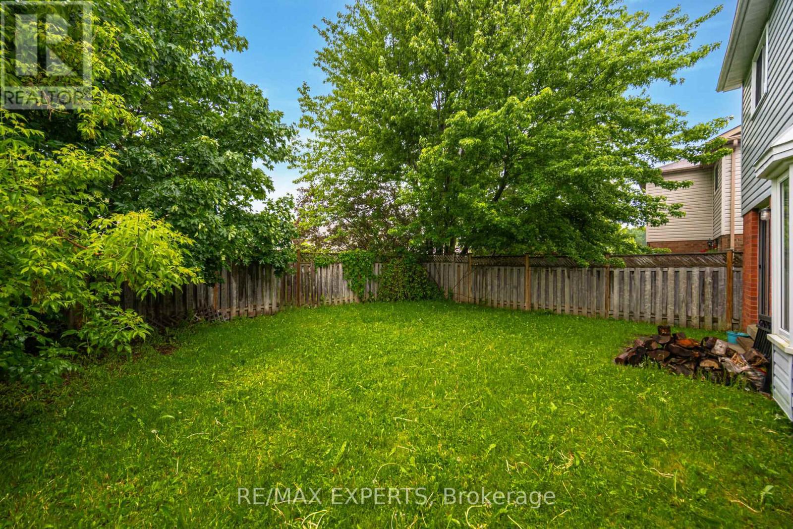 42 Quance Street, Barrie photo 39