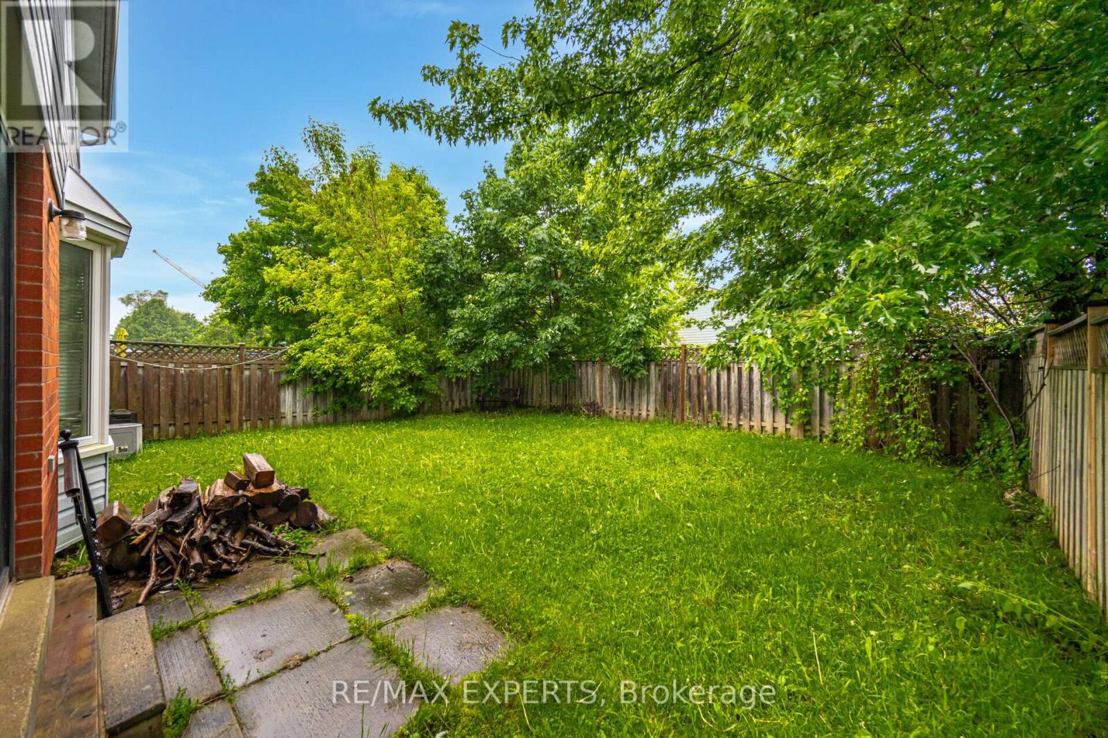 42 Quance Street, Barrie photo 40