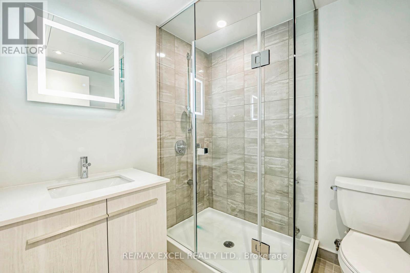 #1002 8 CUMBERLAND STREET - 22