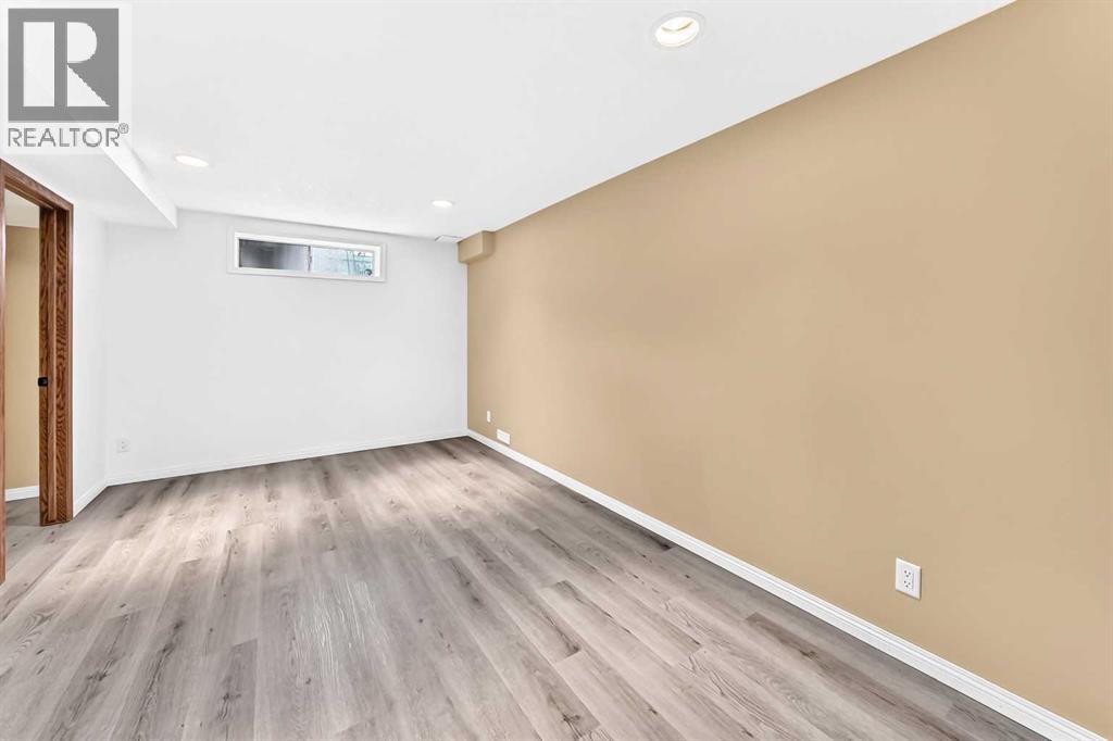 104 Christie Knoll Heights SW, Calgary — photo 36
