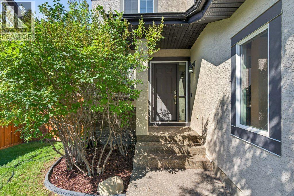 164 ASPENMERE Close, photo 3 of 46
