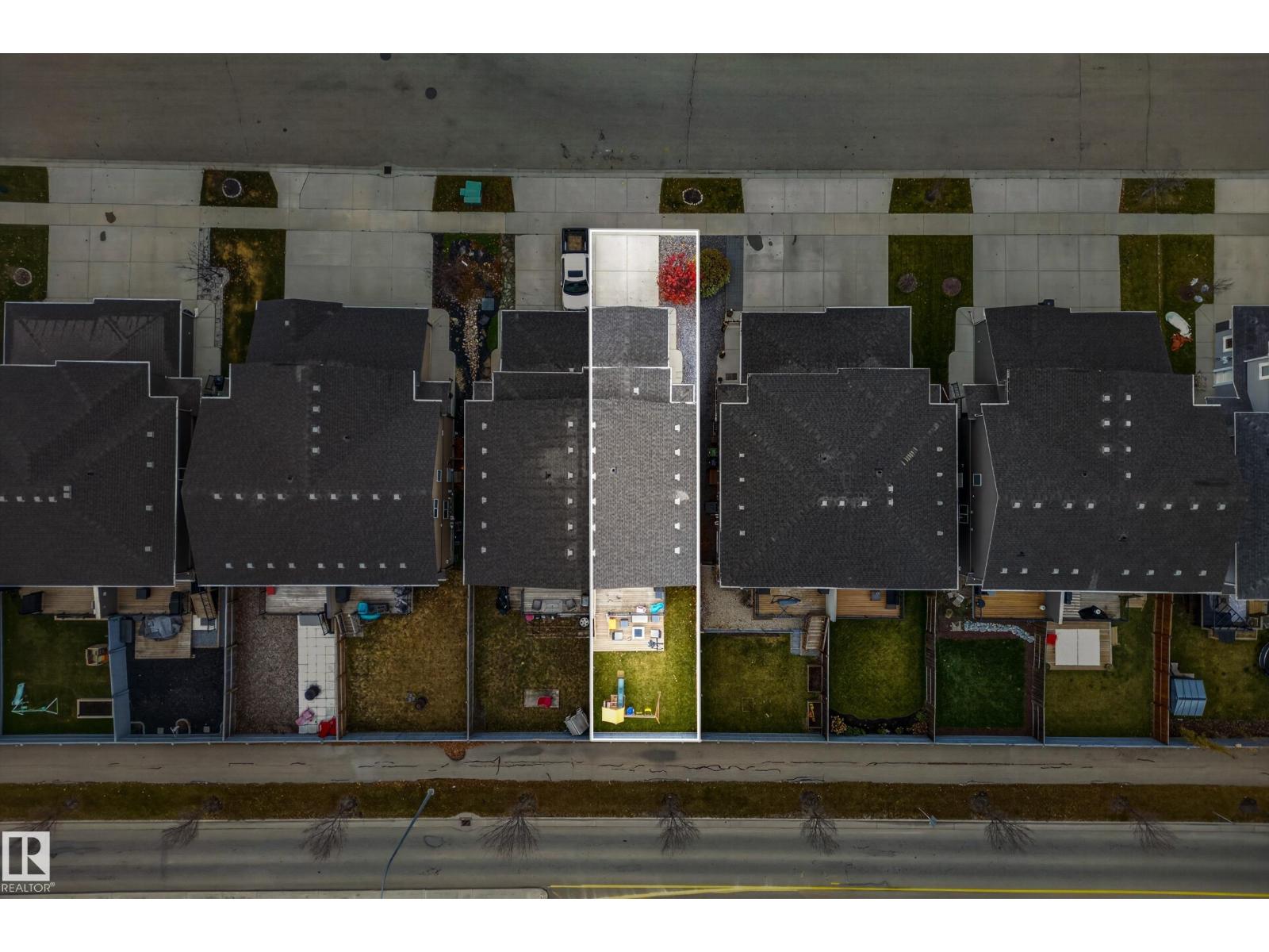 Property photograph 2 for MLS E4514644