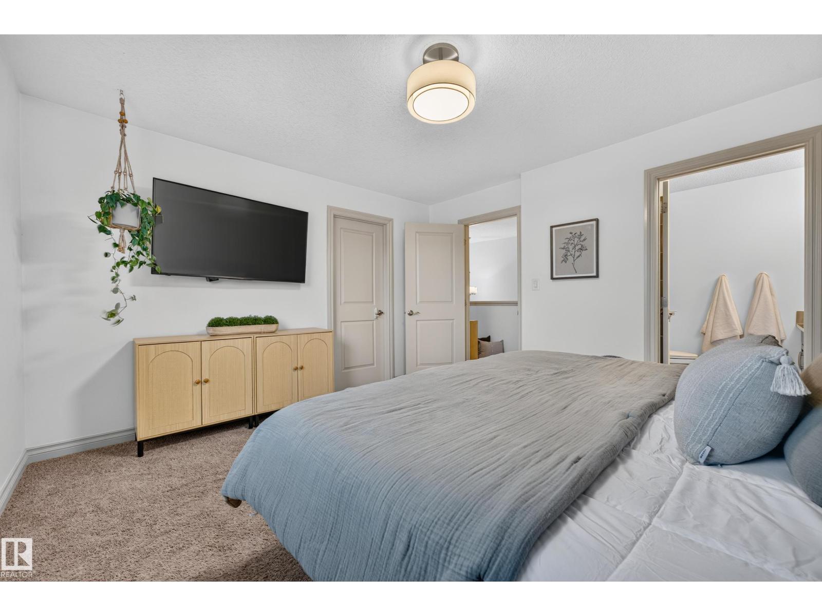 Property photograph 24 for MLS E4514644