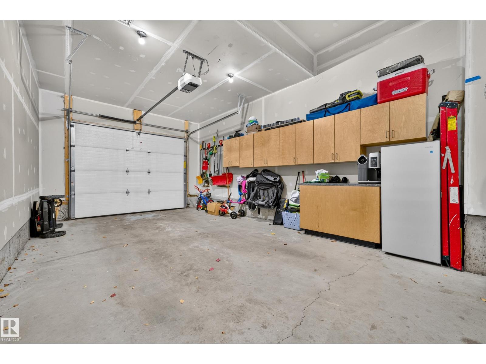 Property photograph 33 for MLS E4514644