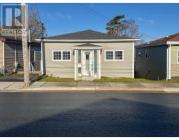10 Calver Avenue