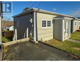10 Calver Avenue thumbnail 2