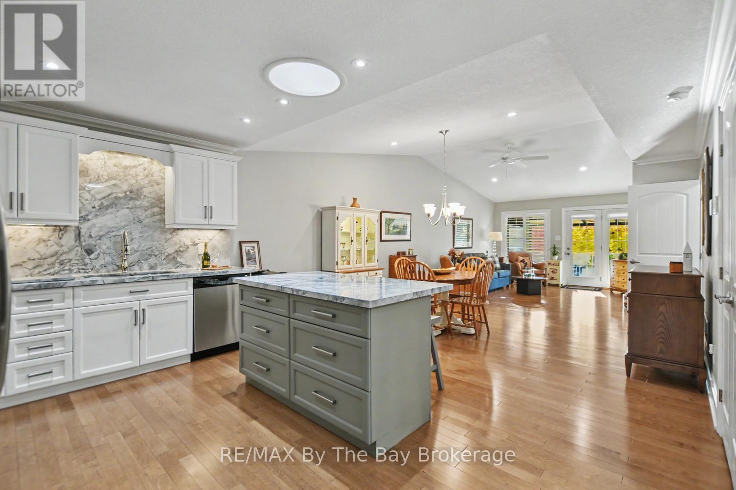 133 Greenway Drive, Wasaga Beach photo 9