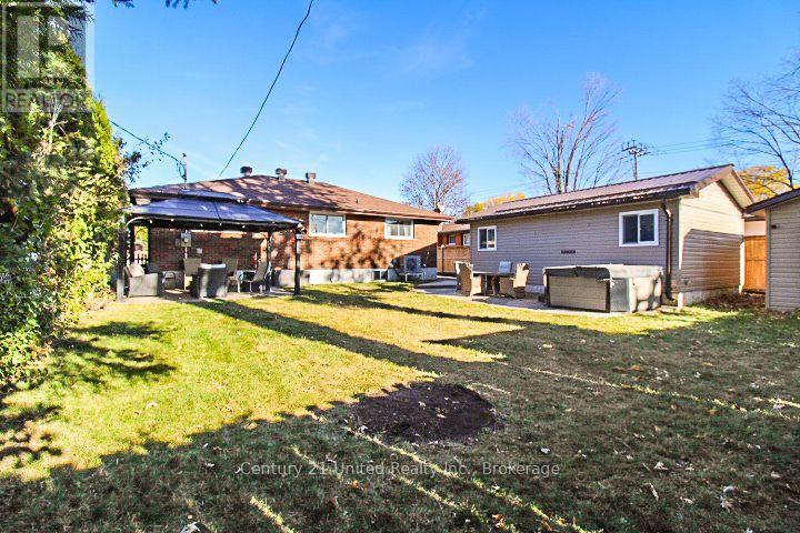 851 TIMOTHY STREET, Peterborough (Northcrest Ward 5) — photo 6
