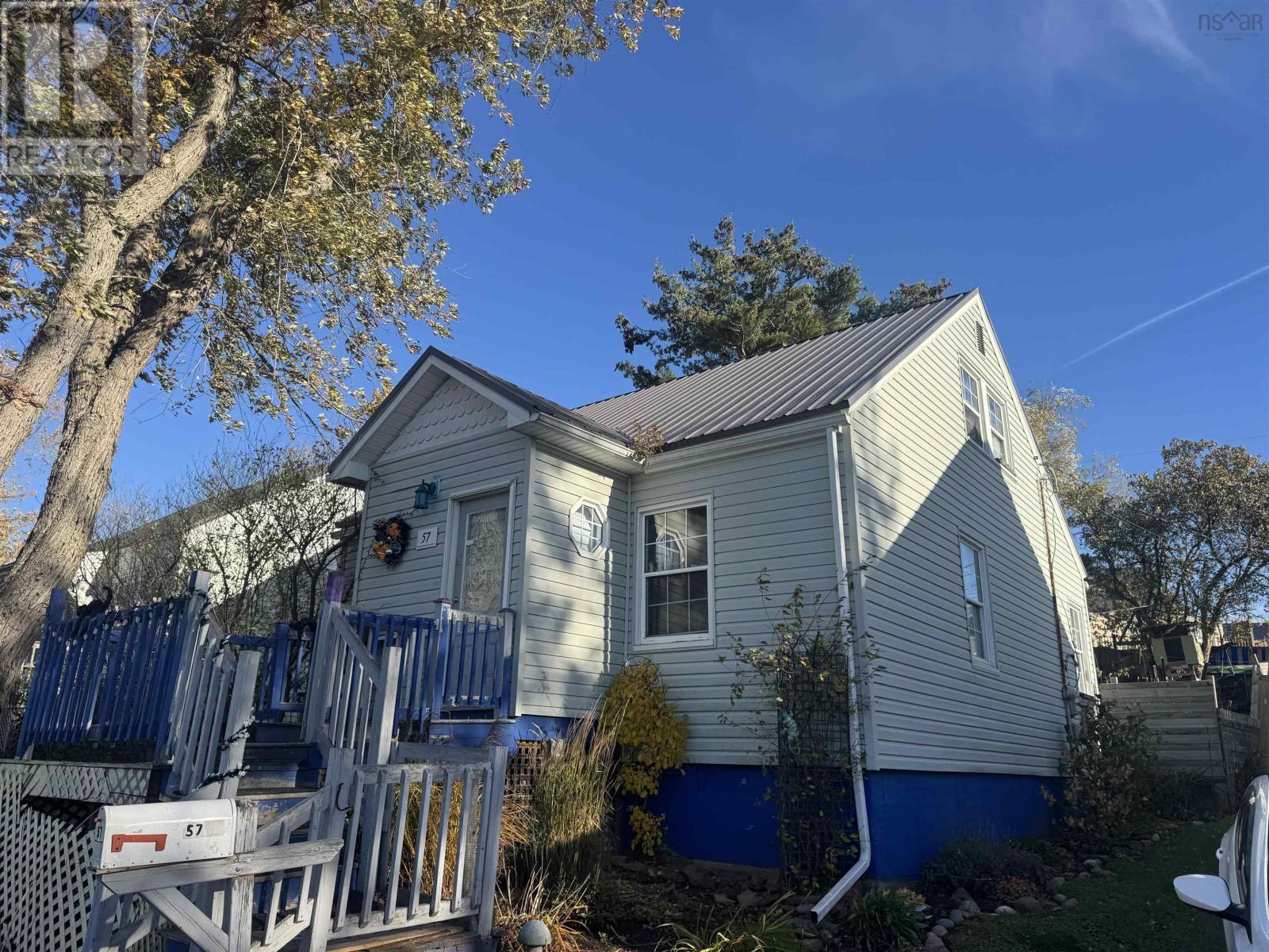 Detached at 57 Highland