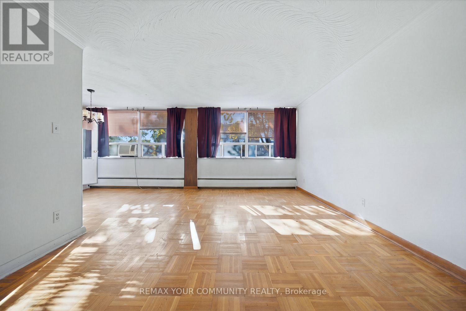 #12 8 KINSDALE BOULEVARD - 8