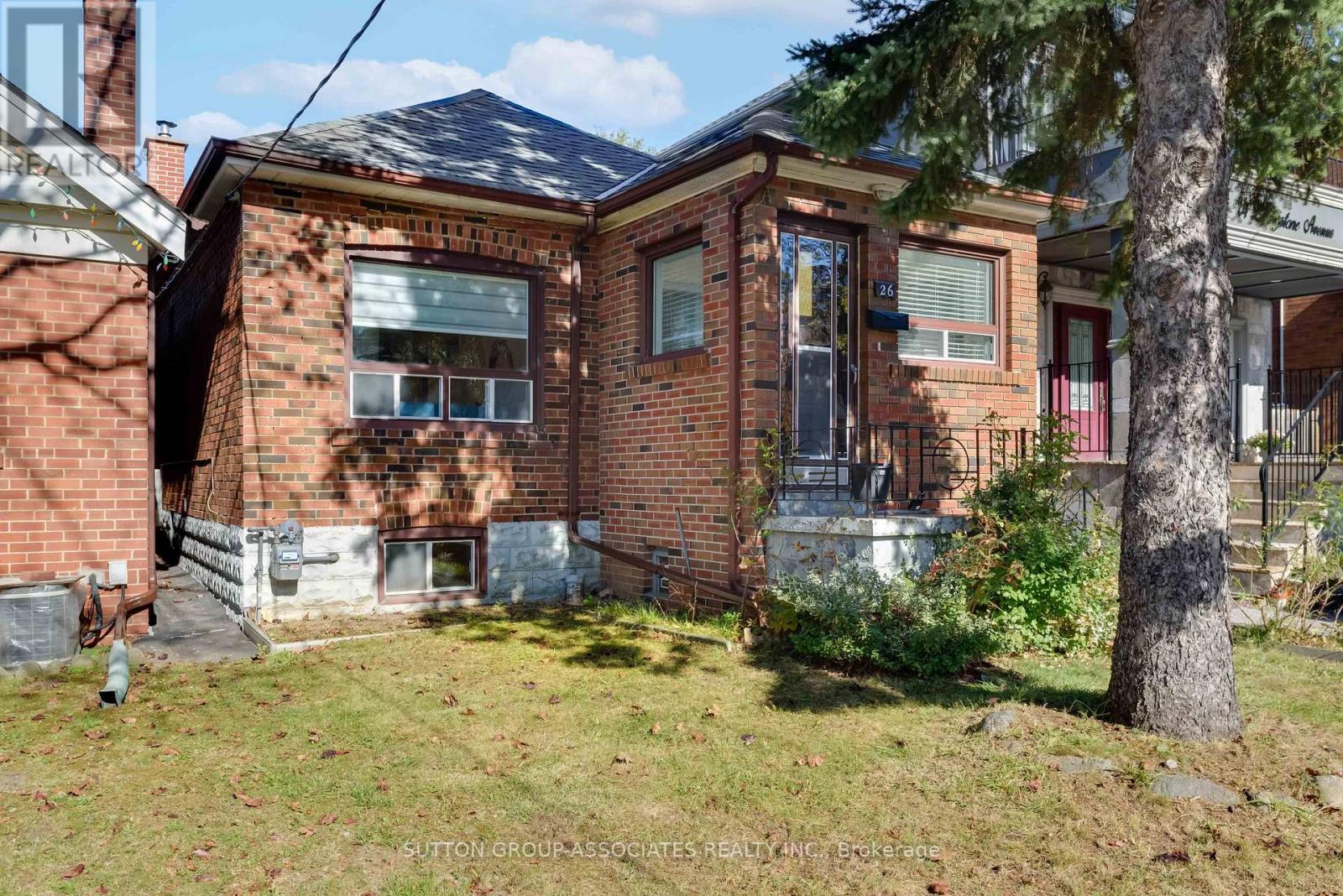 26 LIVINGSTONE AVENUE - 1
