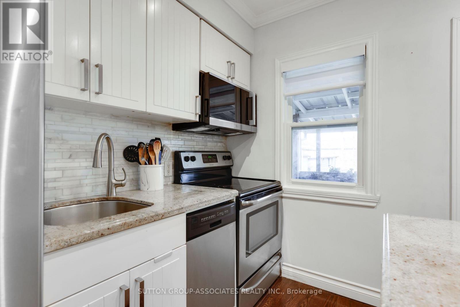 26 LIVINGSTONE AVENUE - 14