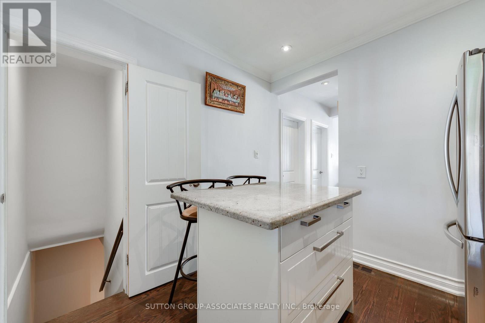 26 LIVINGSTONE AVENUE - 15