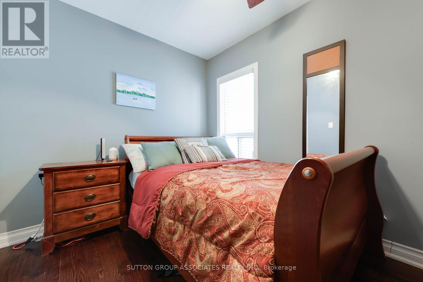 26 LIVINGSTONE AVENUE - 9