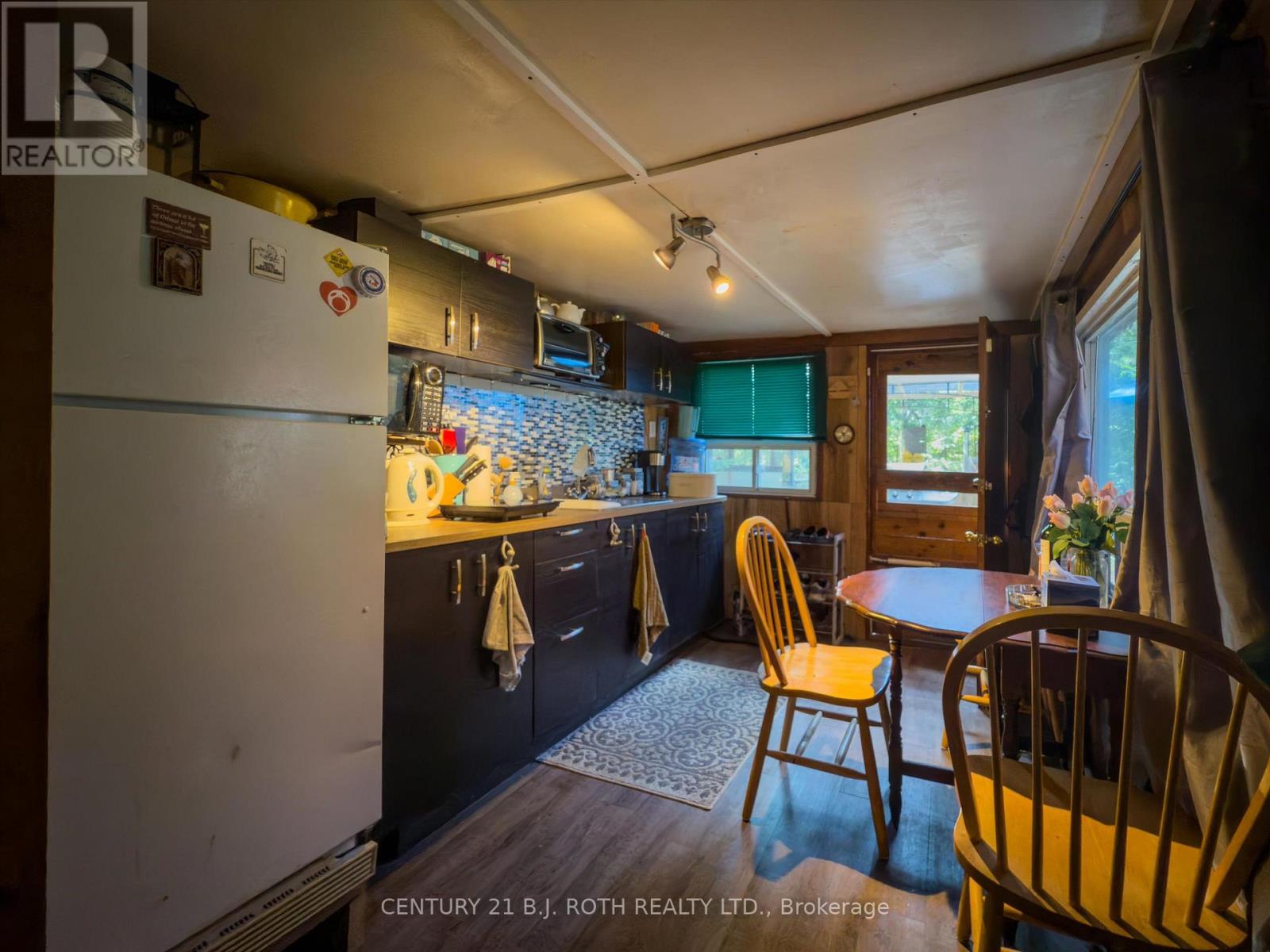 188 BALSAM CHUTES ROAD - 10