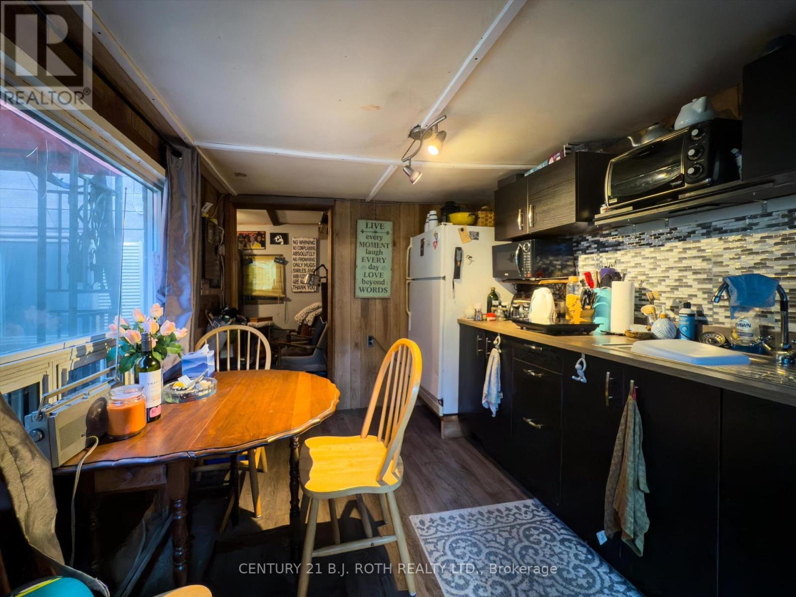 188 BALSAM CHUTES ROAD - 9