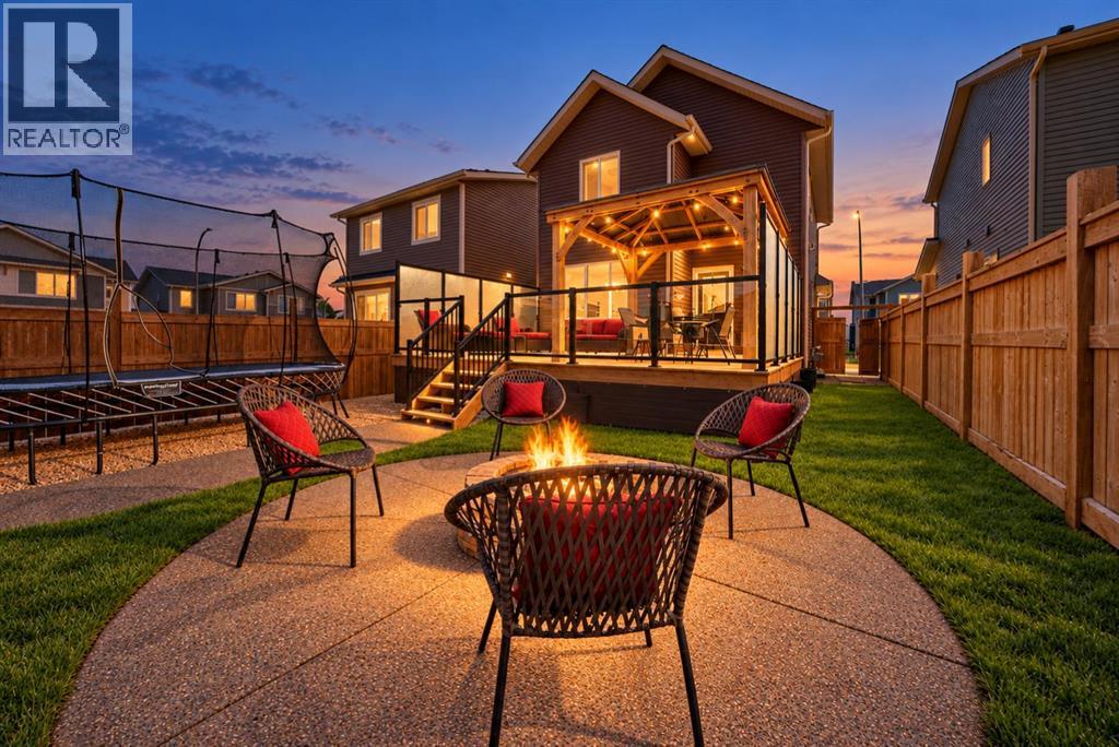 46 Emberside Garden, Cochrane, Alberta, T4C2L9