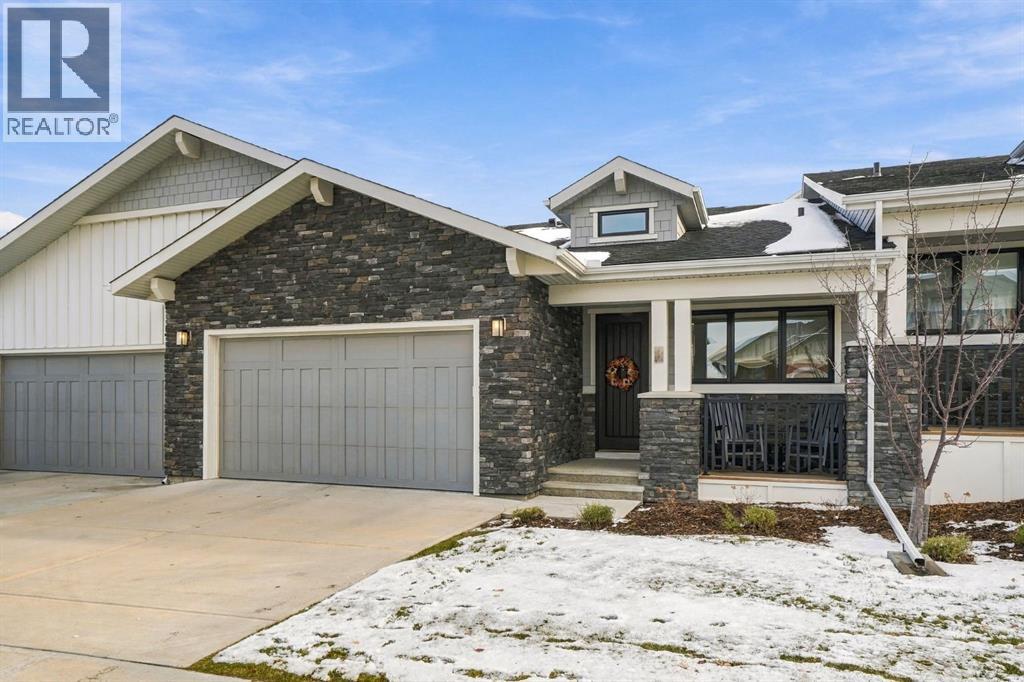 42 Crestridge Bay SW, Calgary, Alberta, T3B6H2