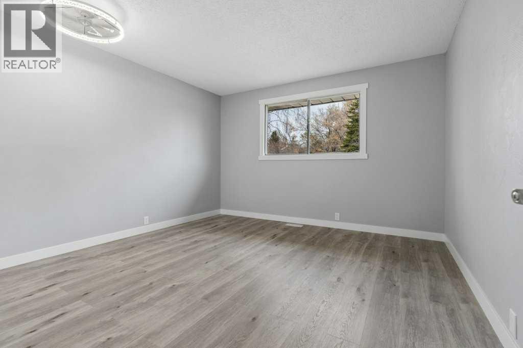 123 Lynnview Way SE, Calgary — photo 10