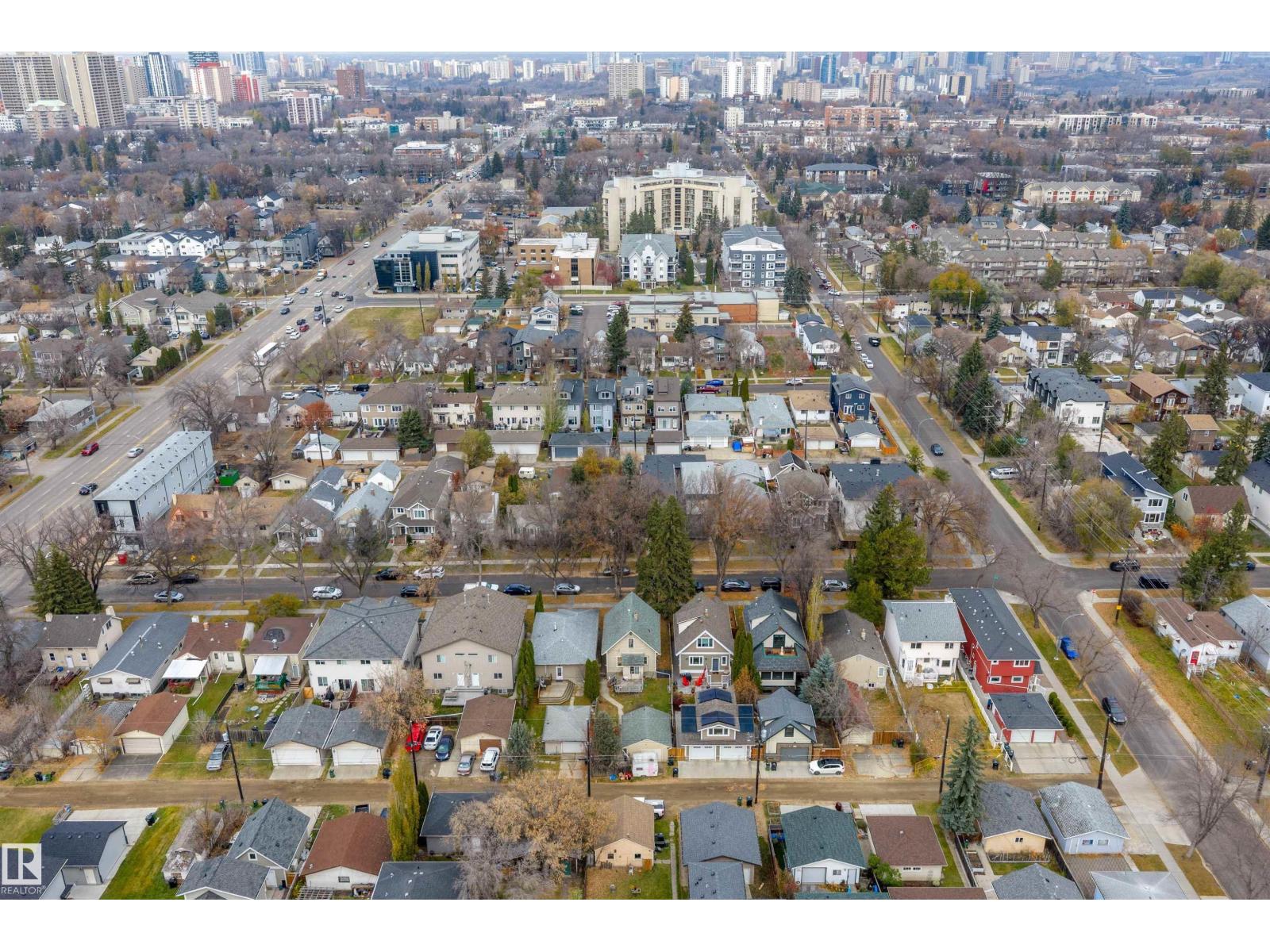10817 74 AV NW, Edmonton — photo 33