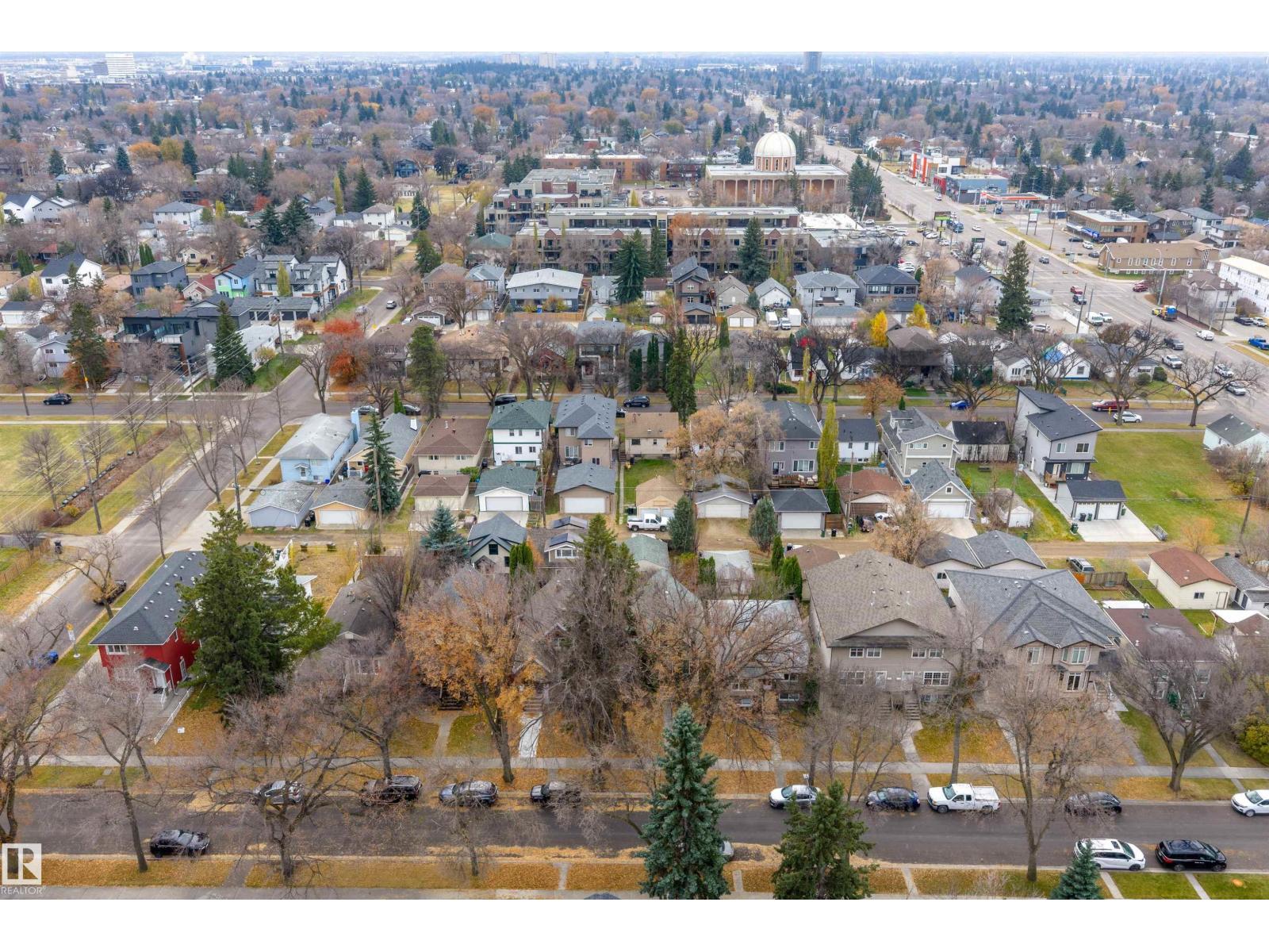 10817 74 AV NW, Edmonton — photo 36